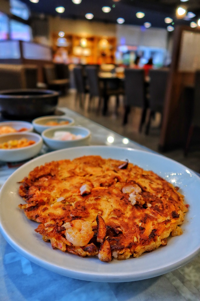 【台中韓式料理】奇加化韓國料理，南屯老字號台中韓式餐廳，多種小菜吃到飽! @混血珊莎的奇幻旅程