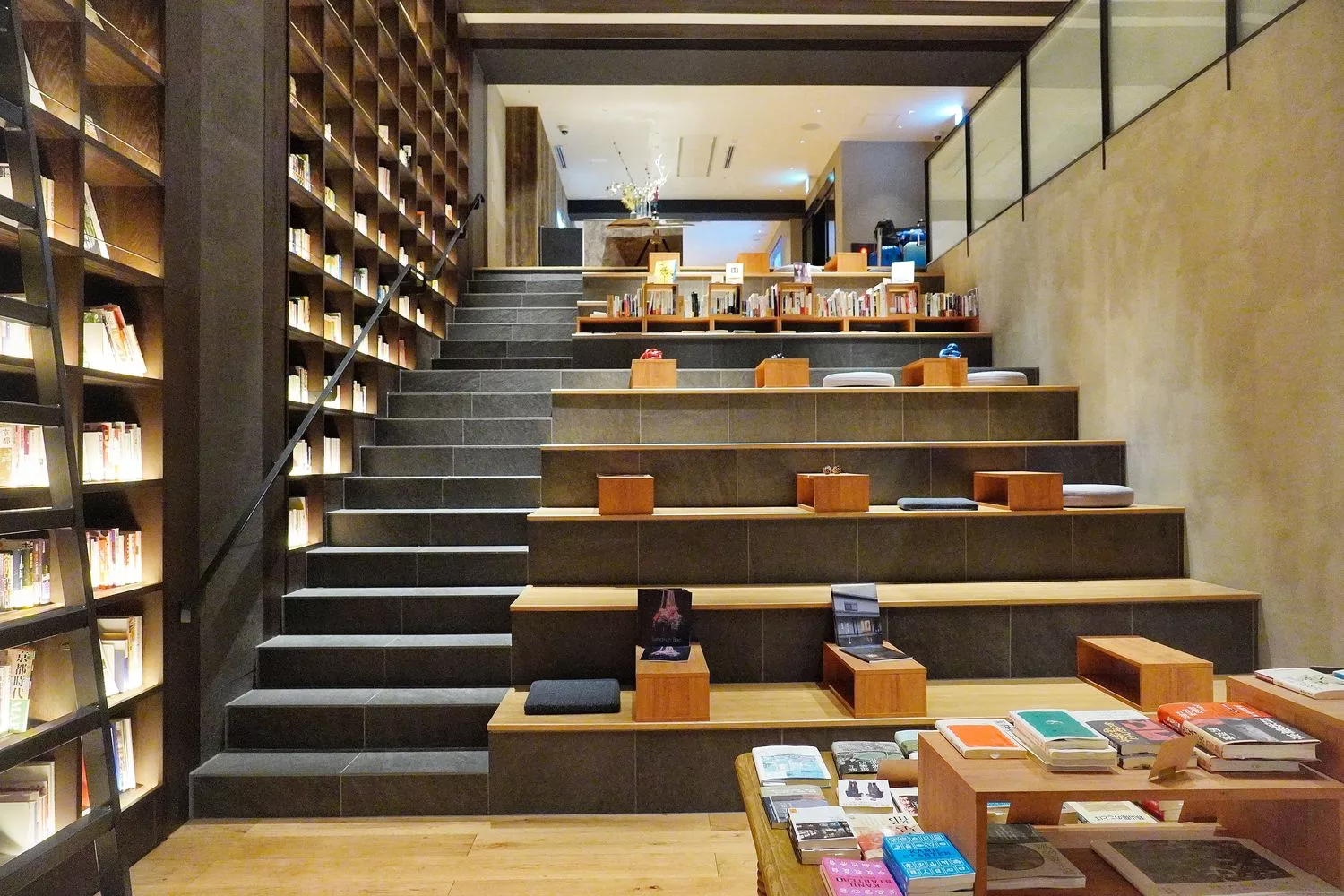 【京都車站飯店】Tune Stay Kyoto，結合書店的文青旅店，Hideout套房享啤酒點心無限吃到飽! @Sansa Blog-混血珊莎的奇幻旅程