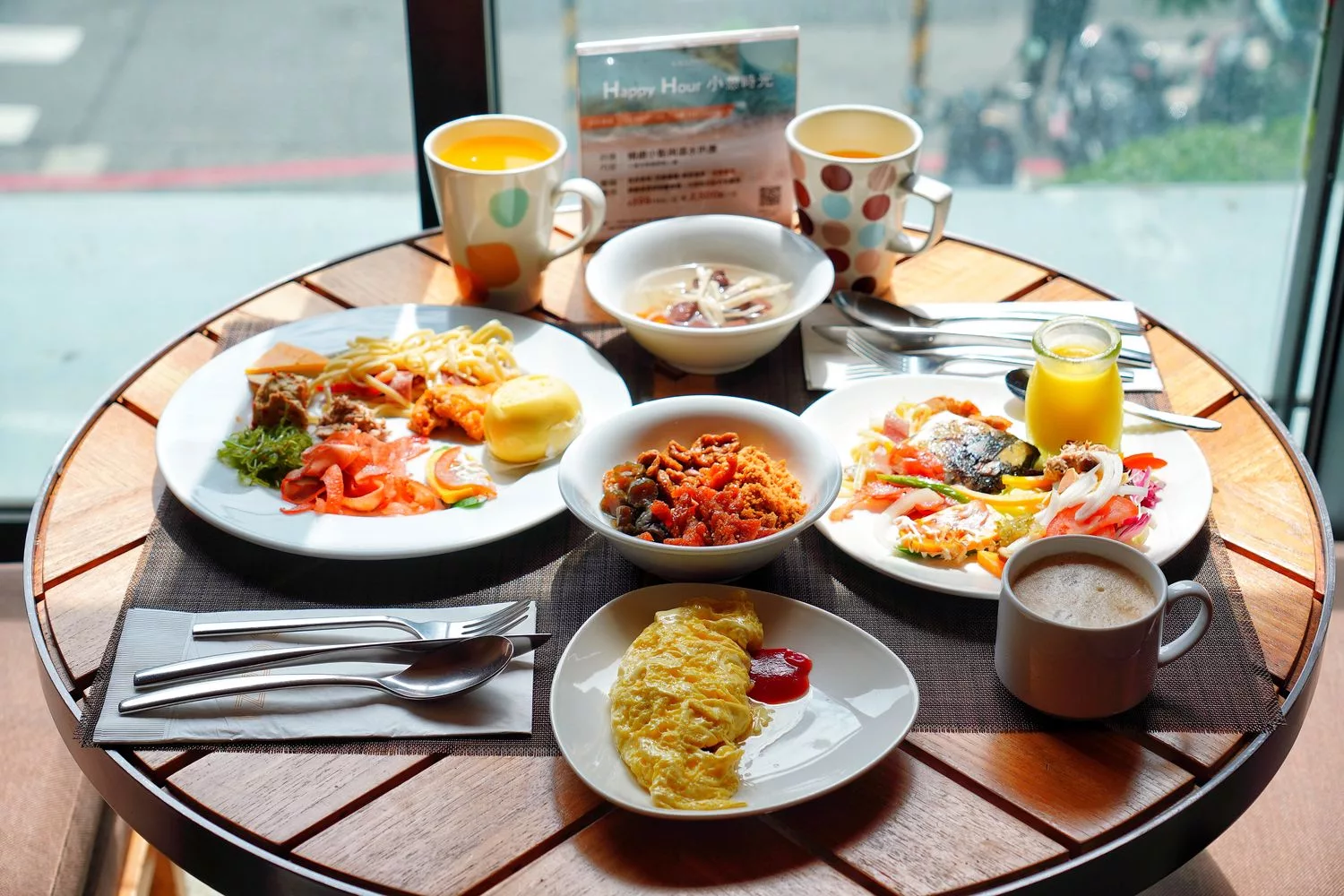 【和逸民生館早餐】THE Lounge自助早餐吃到飽，餐點豐富又精緻! @Sansa Blog-混血珊莎的奇幻旅程