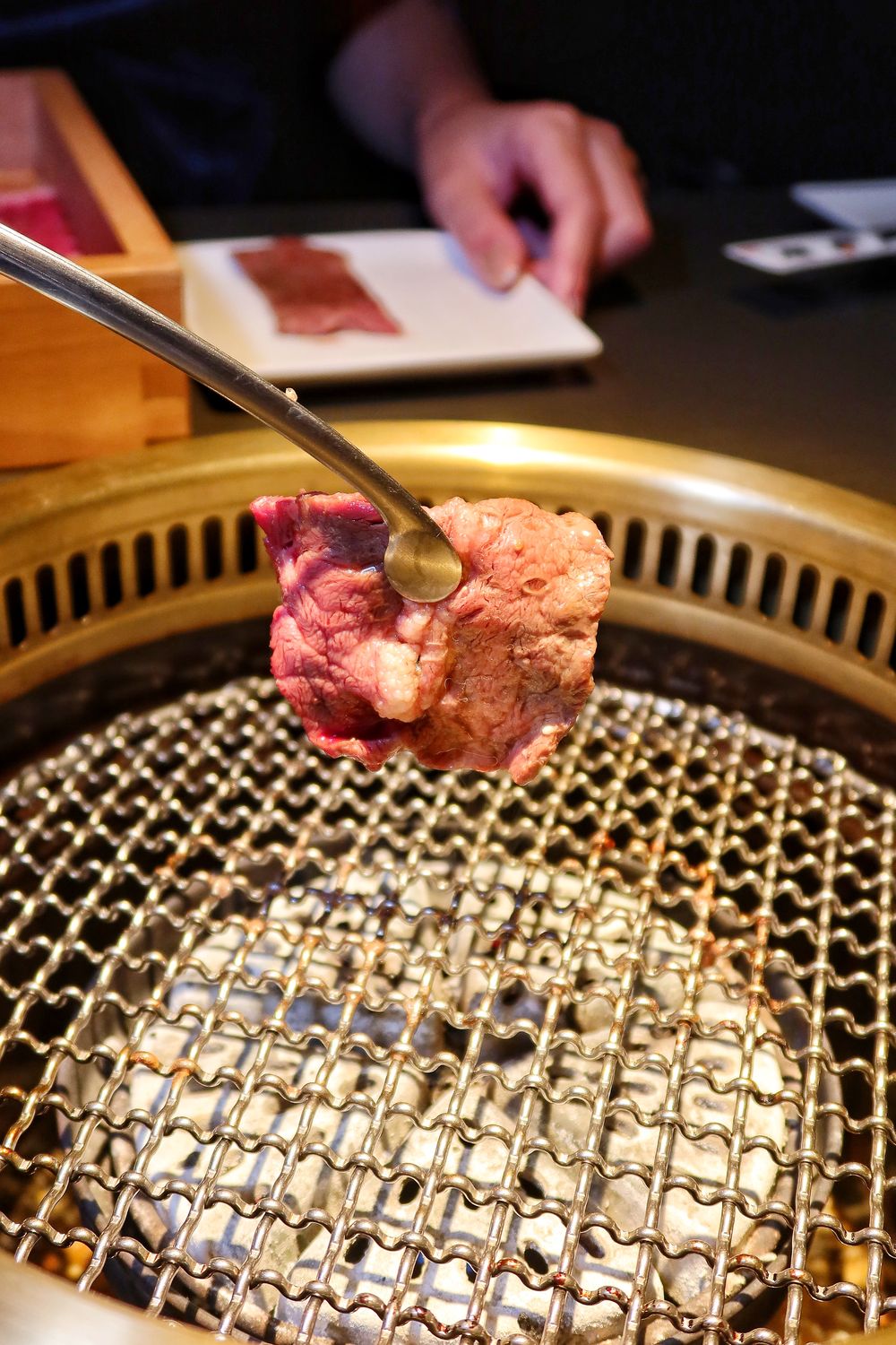 【台中燒肉推薦】NikuNiku 台中肉肉燒肉朝馬店，厚切黑毛牛排鮮嫩帶汁，必吃特製絕品燒肉銷魂美味! @Sansa Blog-混血珊莎的奇幻旅程
