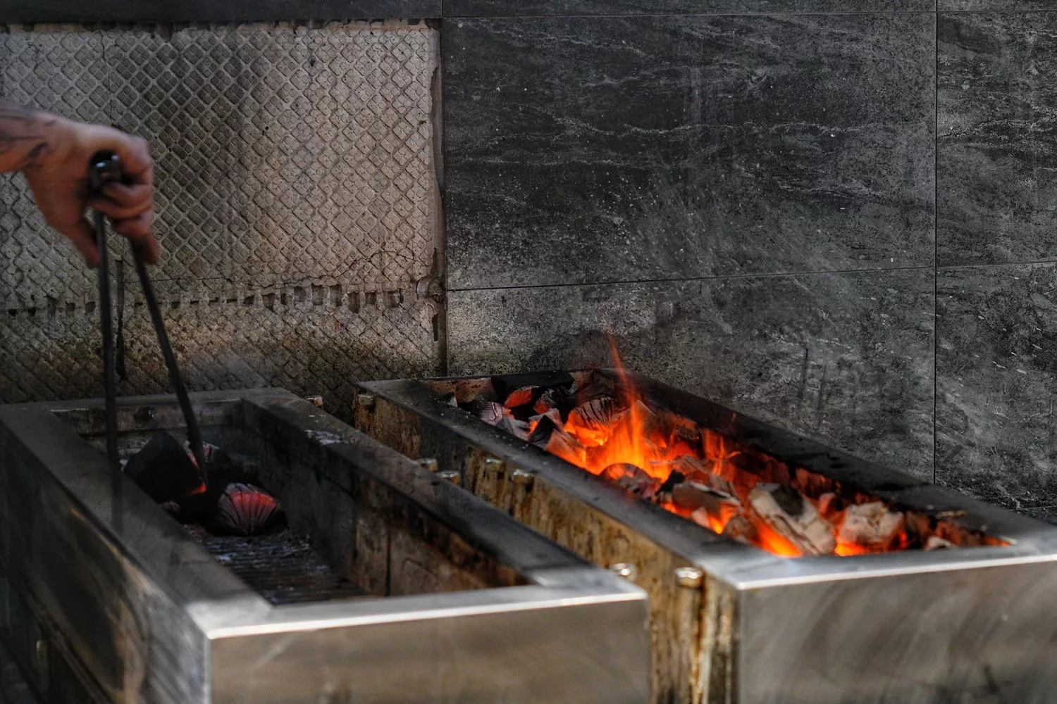 【大直居酒屋】天燒Amayaki現代居酒屋，美味炭火串燒跟台日料理，獨立包廂適合聚餐慶生! @混血珊莎的奇幻旅程