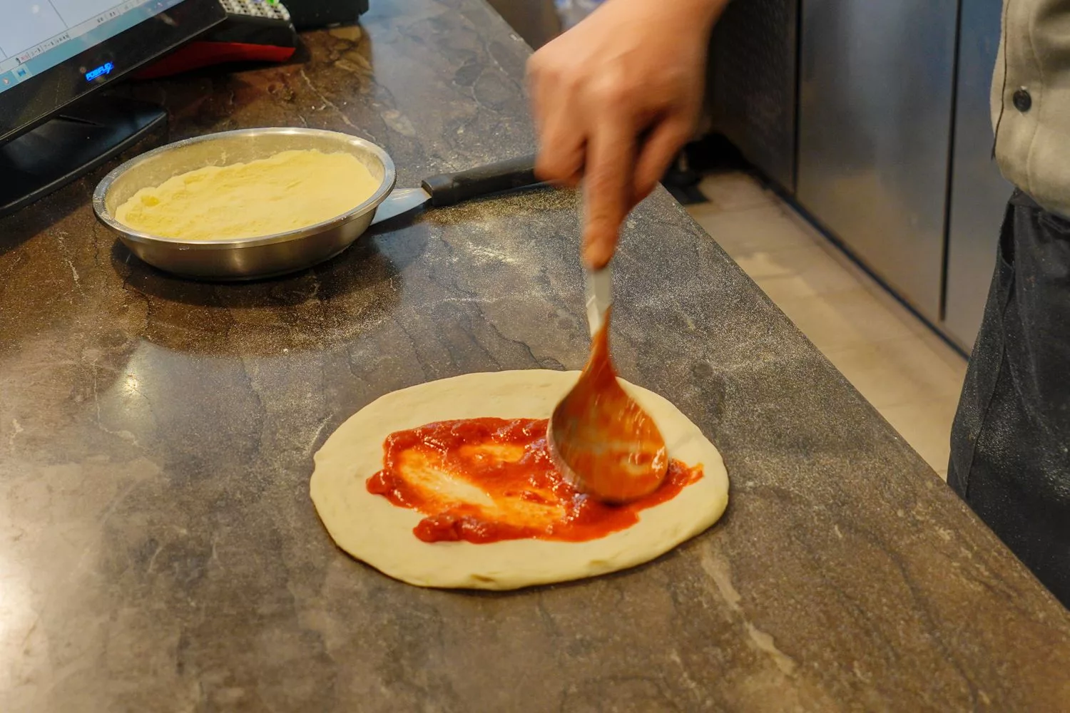 【台北披薩推薦】BANCO窯烤PIZZA自製生麵，世界冠軍級窯烤披薩名店，免出國品嚐義式饗宴! @混血珊莎的奇幻旅程