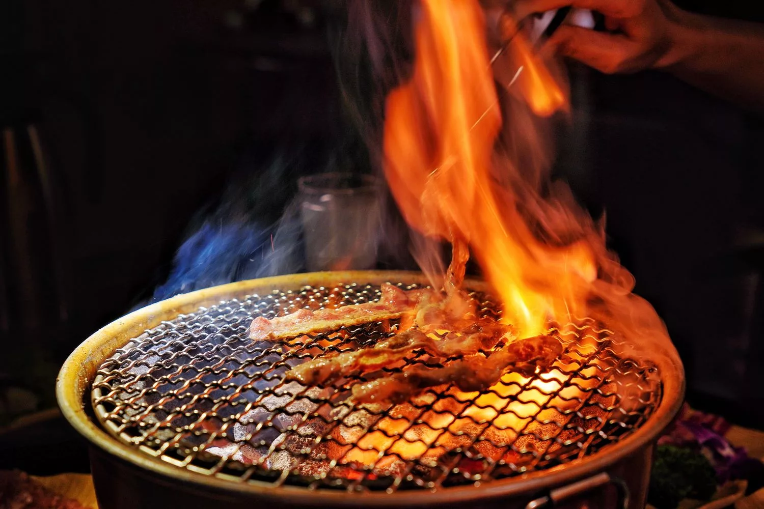 【台中西區燒肉】六本木燒肉，濃濃日系氛圍，高CP值平價燒烤! @Sansa Blog-混血珊莎的奇幻旅程