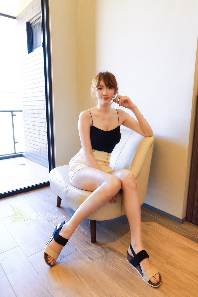 【穿搭配件】台灣小資族最愛品牌FMshoes，高CP值小資族也能輕鬆入手的平價時尚，MIT台灣製大尺碼女鞋，好走又美型的涼鞋 @Sansa Blog-混血珊莎的奇幻旅程